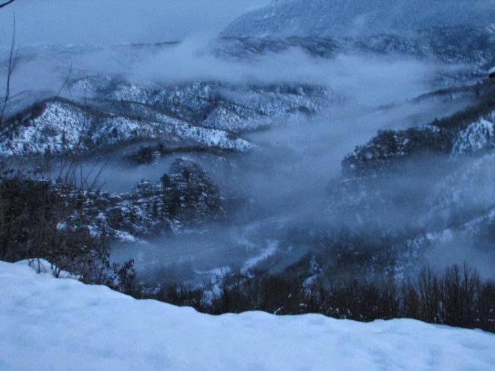 Koukkoúlion Mystic Lake מראה חיצוני תמונה